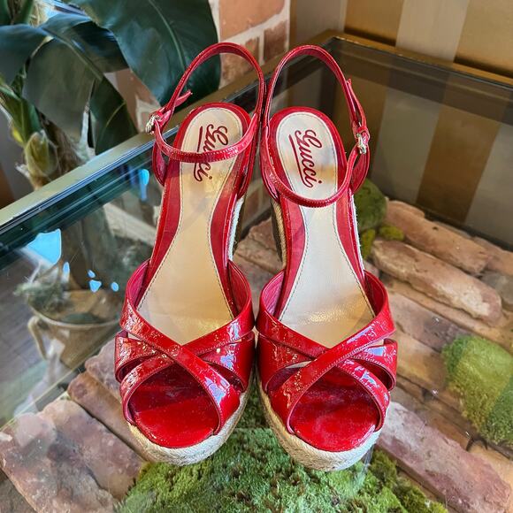 GUCCI Penelope Microguccissima Red Patent Leather Espadrille Wedges Size 40 - Picture 2 of 6